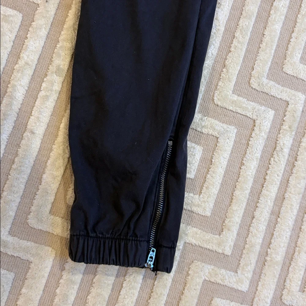 American Eagle black  joggers